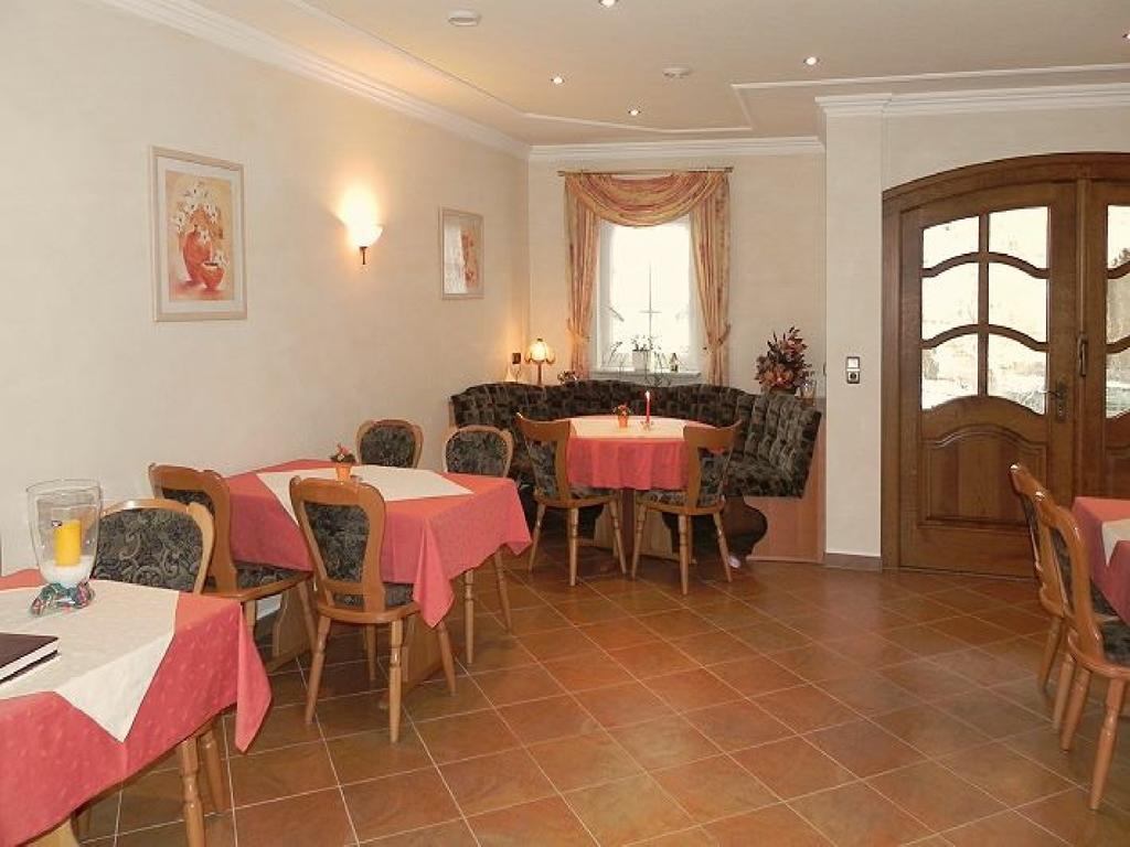 Gaestehaus Freimuth Mesenich Esterno foto